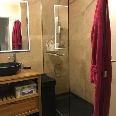 Bordeaux Centre Apartment - Chartrons Daire